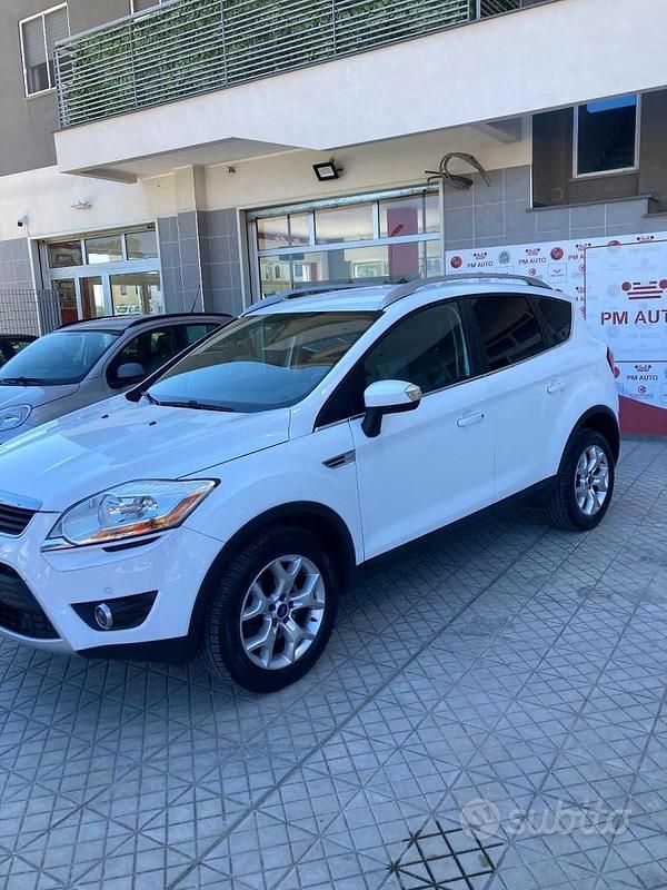 Usata Ford Kuga Titanium 140 CV (102 kW) 2011 Bianco SUV