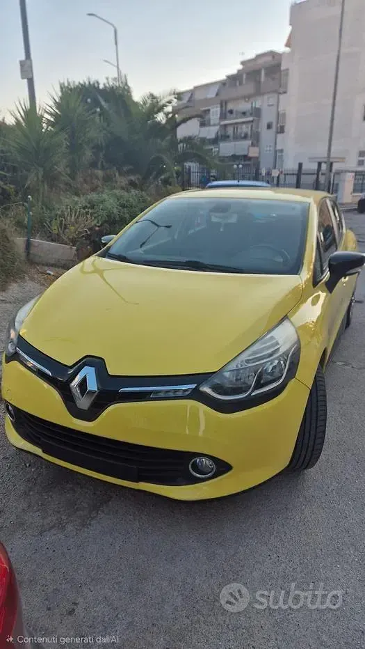 Usata Renault Clio 90 CV (66 kW) 2014 Giallo Utilitaria