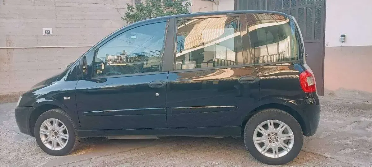 Usata Fiat Multipla Dynamic 92 CV (67 kW) 2009 Nero Monovolume