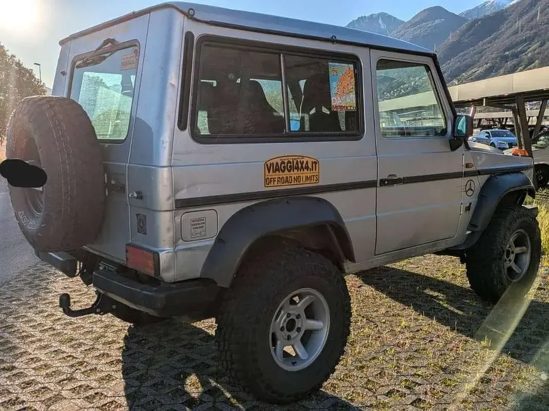 Usata Mercedes 200 231 CV (169 kW) 1992 Argento Station wagon