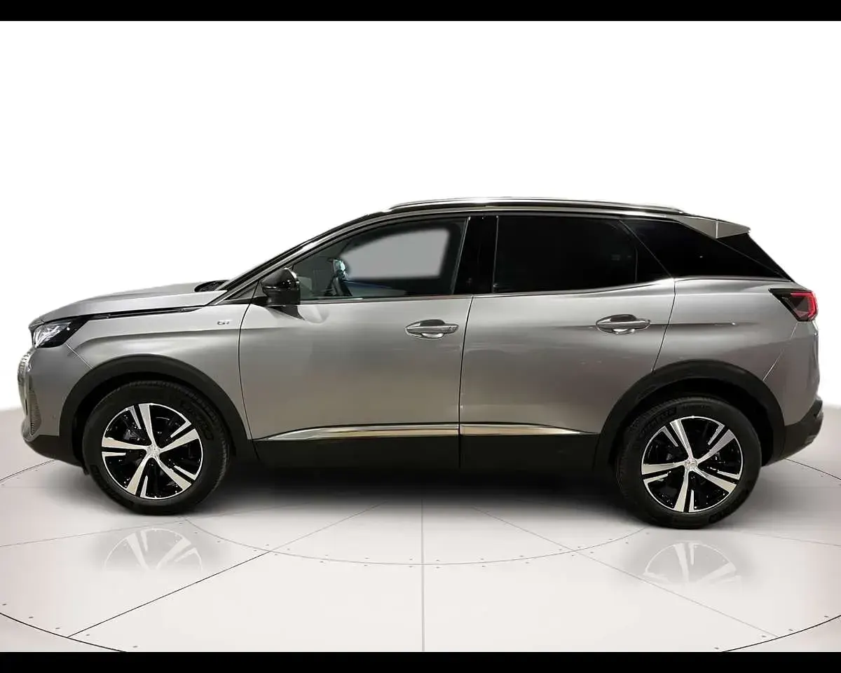 Usata Peugeot 3008 GT 131 CV (96 kW) 2024 Grigio artense  metallizzato SUV