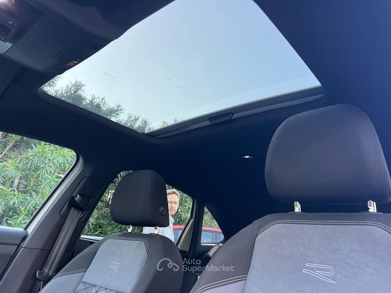 Usata VW Taigo R-line 110 CV (80 kW) 2023 Beige SUV