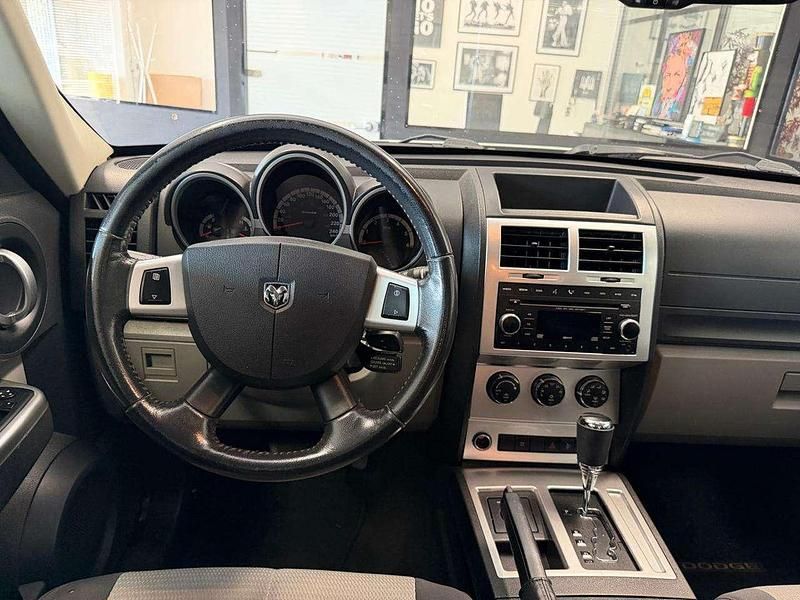 Usata Dodge Nitro SXT 177 CV (130 kW) 2010 Bianco SUV