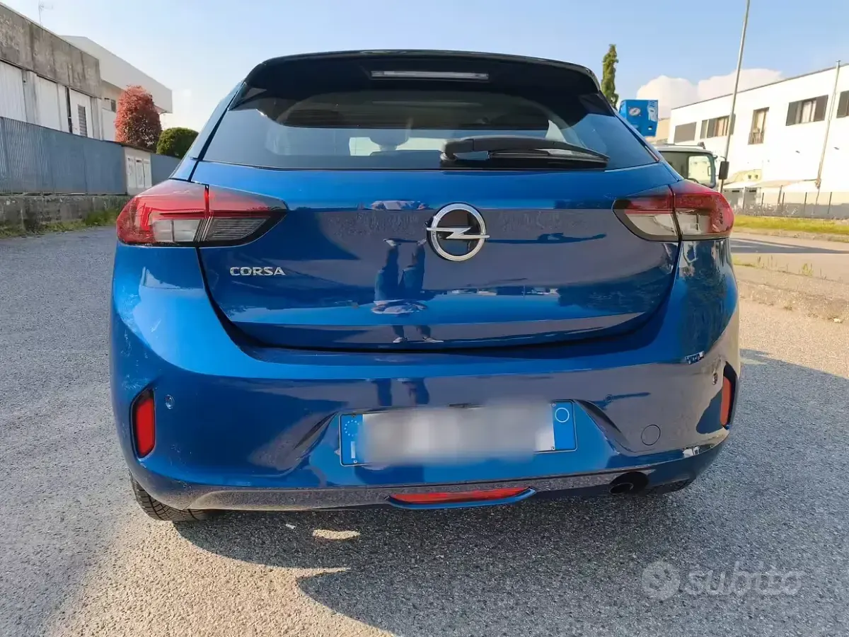Usata Opel Corsa Elegance 2021 Blu Utilitaria