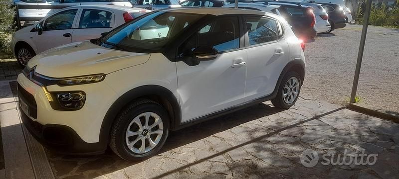 Usata Citroën C3 Shine 102 CV (75 kW) 2022 Bianco Utilitaria