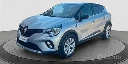 Usata Renault Captur Intens 100 CV (73 kW) 2022 Grigio SUV
