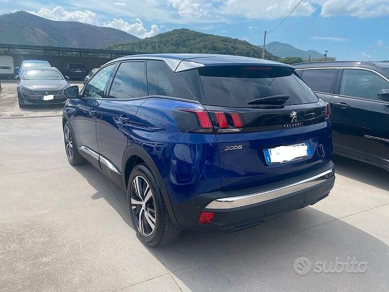Usata Peugeot 3008 Allure 131 CV (96 kW) 2019 Blu Station wagon
