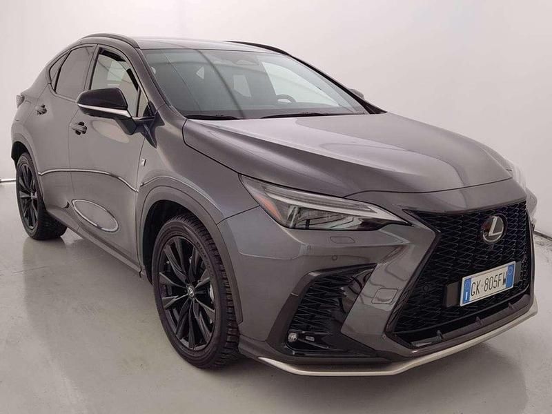 Usata Lexus NX200t Sport Line 185 CV (136 kW) 2022 Grigio SUV