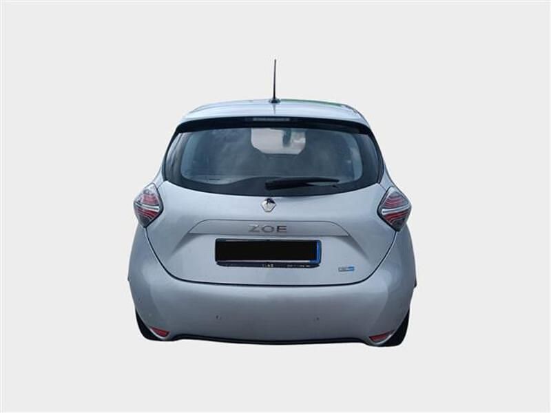 Usata Renault Zoe Zen 100 kW (136 CV) 2022 Grigio chiaro Utilitaria