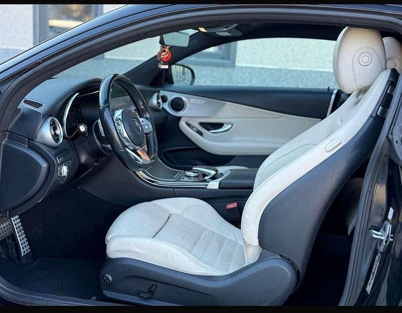 Usata Mercedes C220 Premium Plus 194 CV (142 kW) 2018 Coupé
