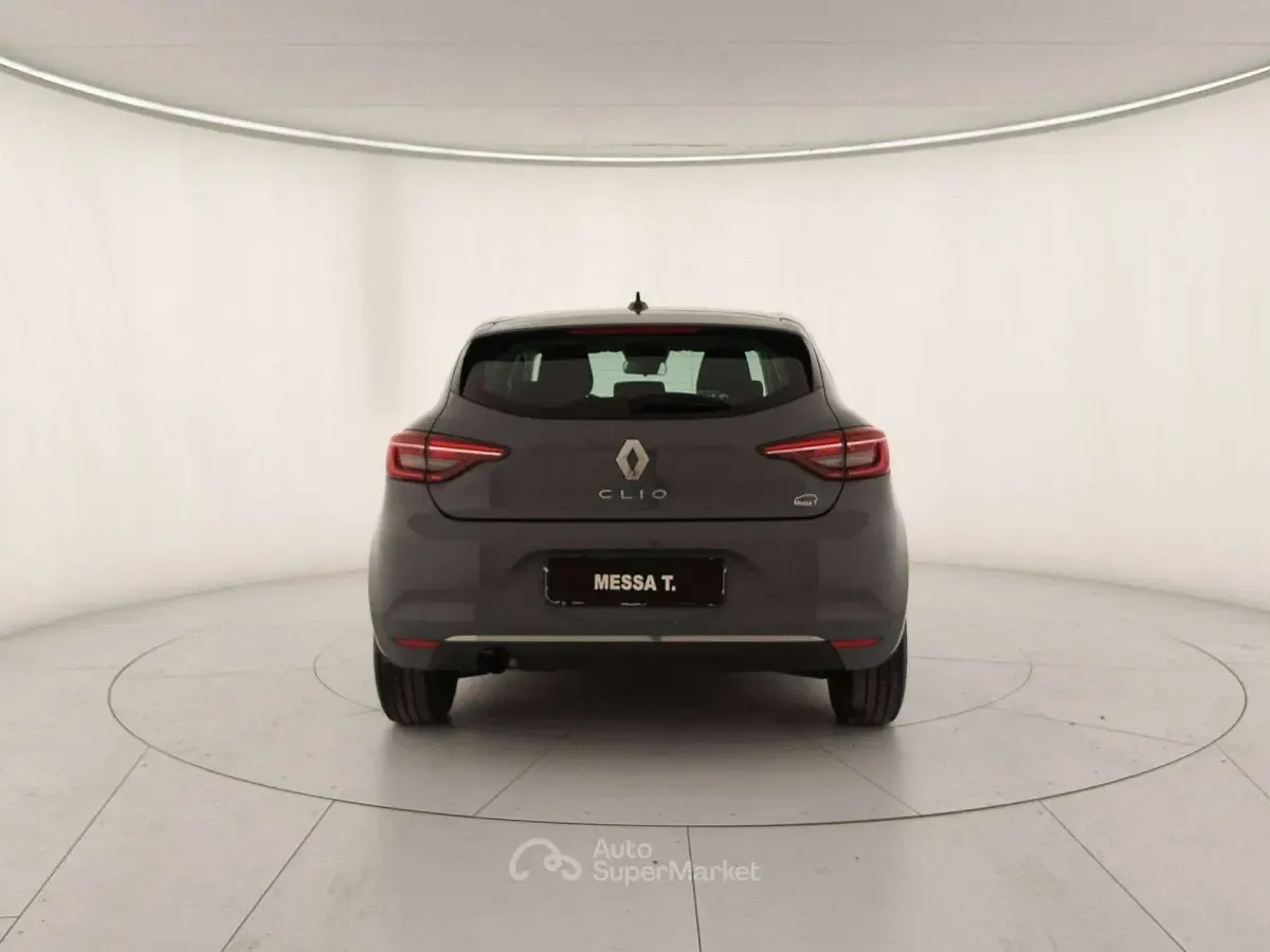 Usata Renault Clio V Zen 101 CV (74 kW) 2020 Grigio Berlina