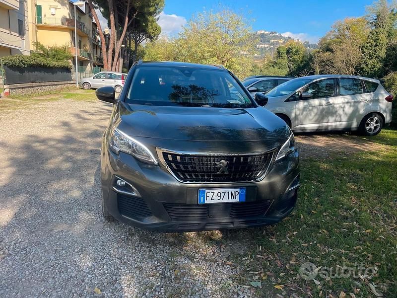 Usata Peugeot 3008 2019 Grigio Berlina