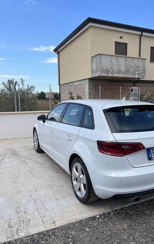 Usata Audi A3 Ambition 110 CV (80 kW) 2015 Berlina