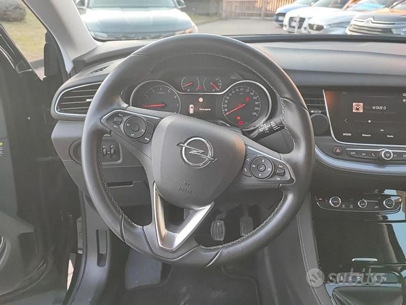 Usata Opel Grandland X 130 CV (95 kW) 2018 Nero SUV