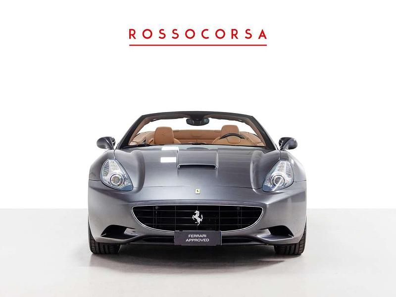 Usata Ferrari California 460 CV (338 kW) 2010 Grigio Cabrio