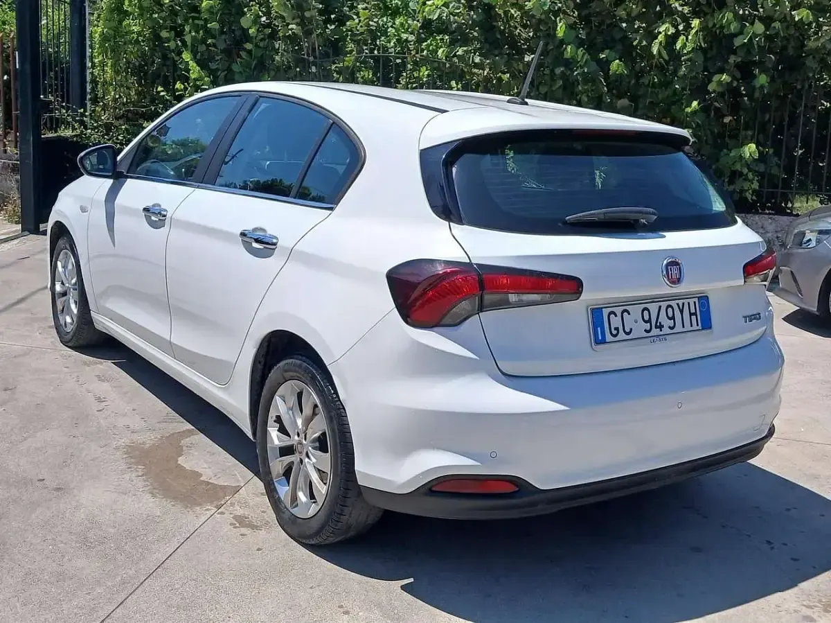 Usata Fiat Tipo Lounge 120 CV (88 kW) 2020 Bianco Berlina
