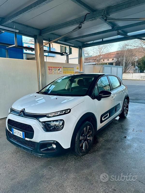 Usata Citroën C3 110 CV (80 kW) 2022 Bianco Utilitaria