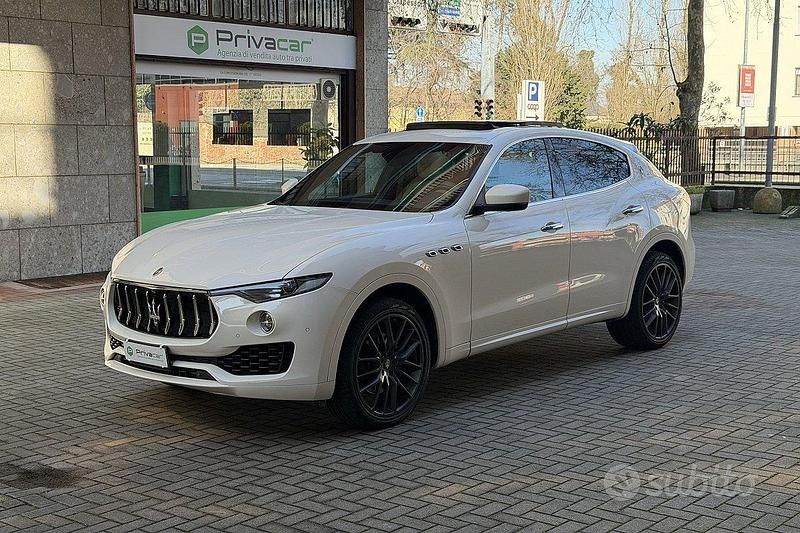 Usata Maserati Levante GranLusso 250 CV (183 kW) 2019 Bianco SUV
