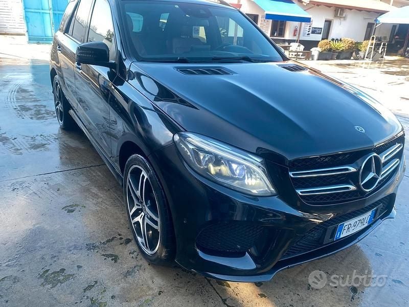 Usata Mercedes GLE250 AMG 204 CV (150 kW) 2018 Nero Station wagon
