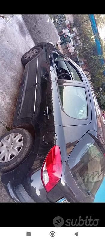 Usata Peugeot 207 75 CV (55 kW) 2012 Nero Berlina