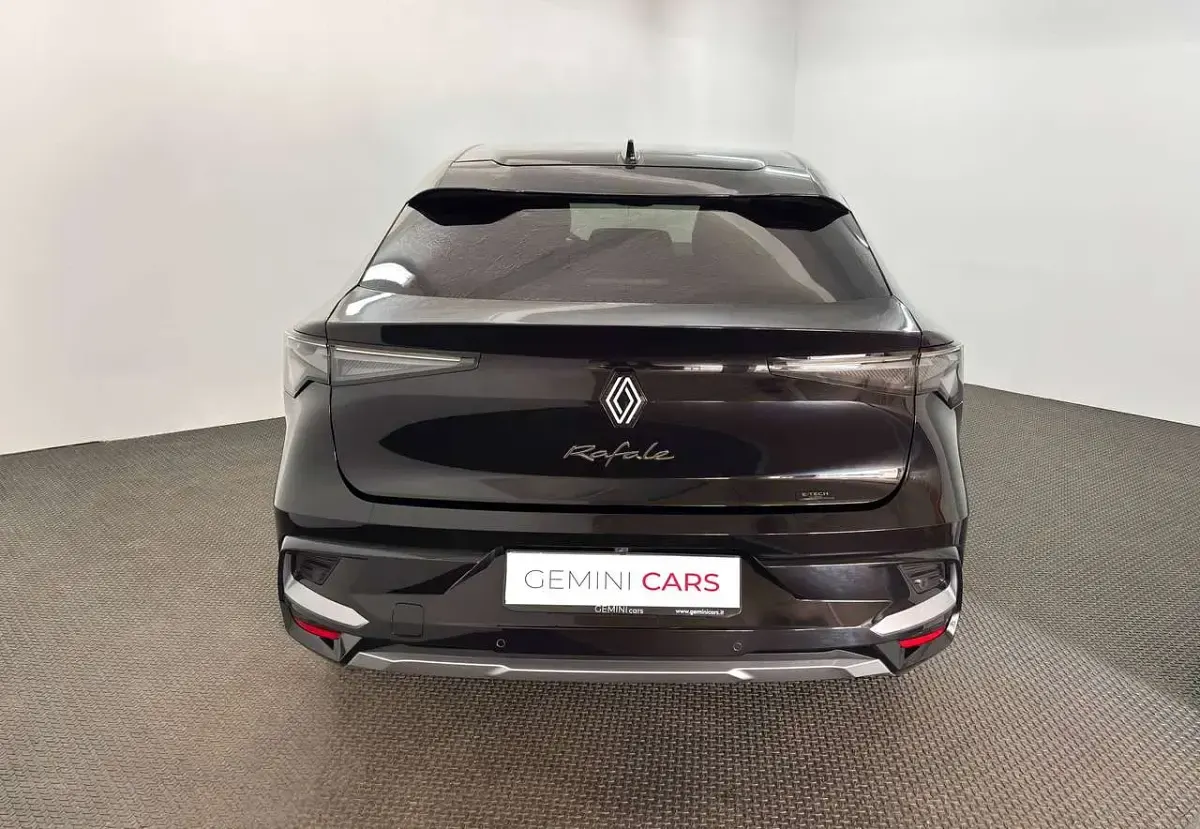 Nuova Renault Rafale Techno 131 CV (96 kW) 2025 Nero cinema SUV