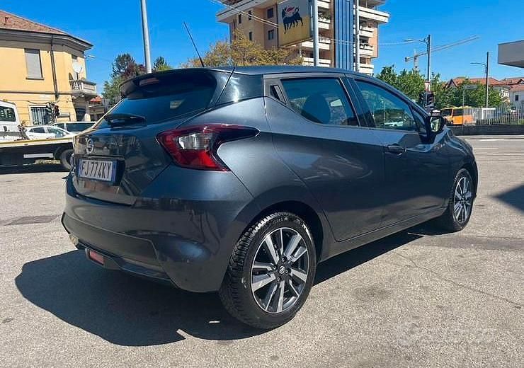 Usata Nissan Micra Acenta 71 CV (52 kW) 2017 Grigio Utilitaria