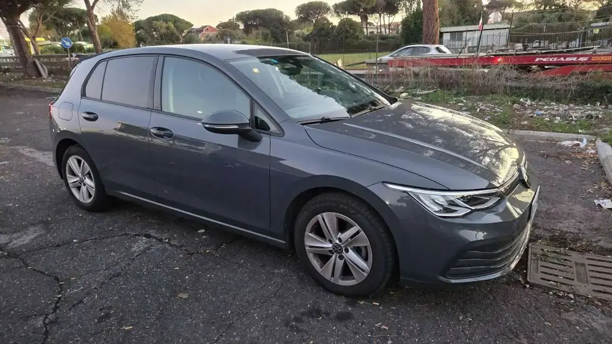 Usata VW Golf VII 150 CV (110 kW) 2021 Grigio Utilitaria