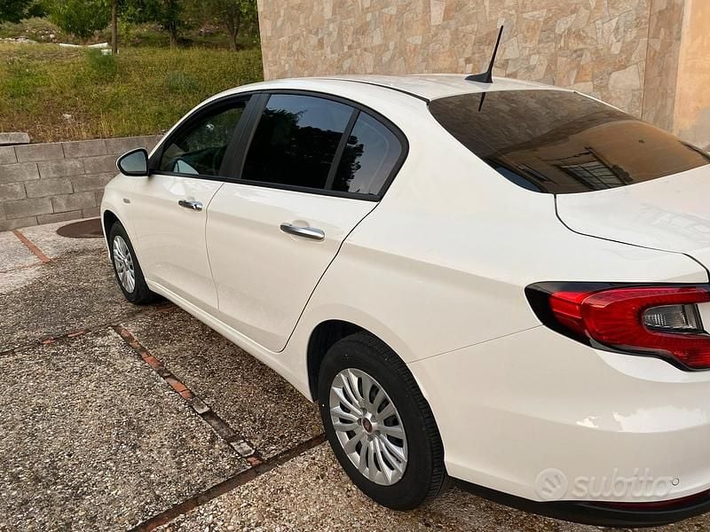 Usata Fiat Tipo 131 CV (96 kW) 2024 Bianco Berlina