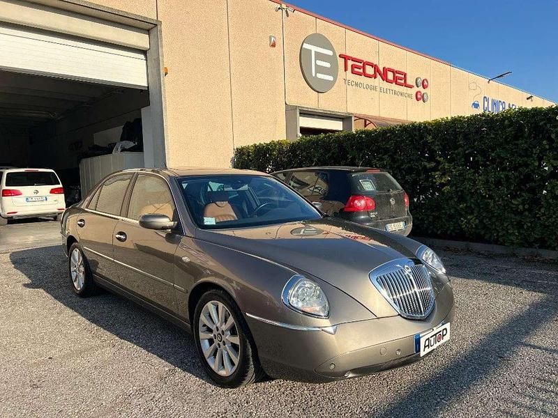 Usata Lancia Thesis 185 CV (136 kW) 2007 Grigio Berlina
