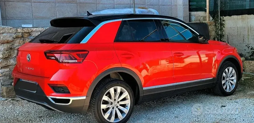 Usata VW T-Roc Advance 116 CV (85 kW) 2019 Rosso SUV