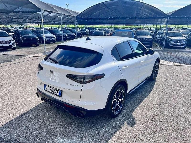 Usata Alfa Romeo Stelvio Veloce 210 CV (154 kW) 2024 Bianco(met.) SUV
