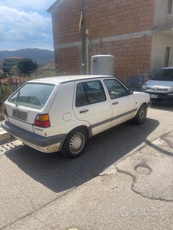 Usata VW Golf III 73 CV (53 kW) 1991 Bianco Utilitaria