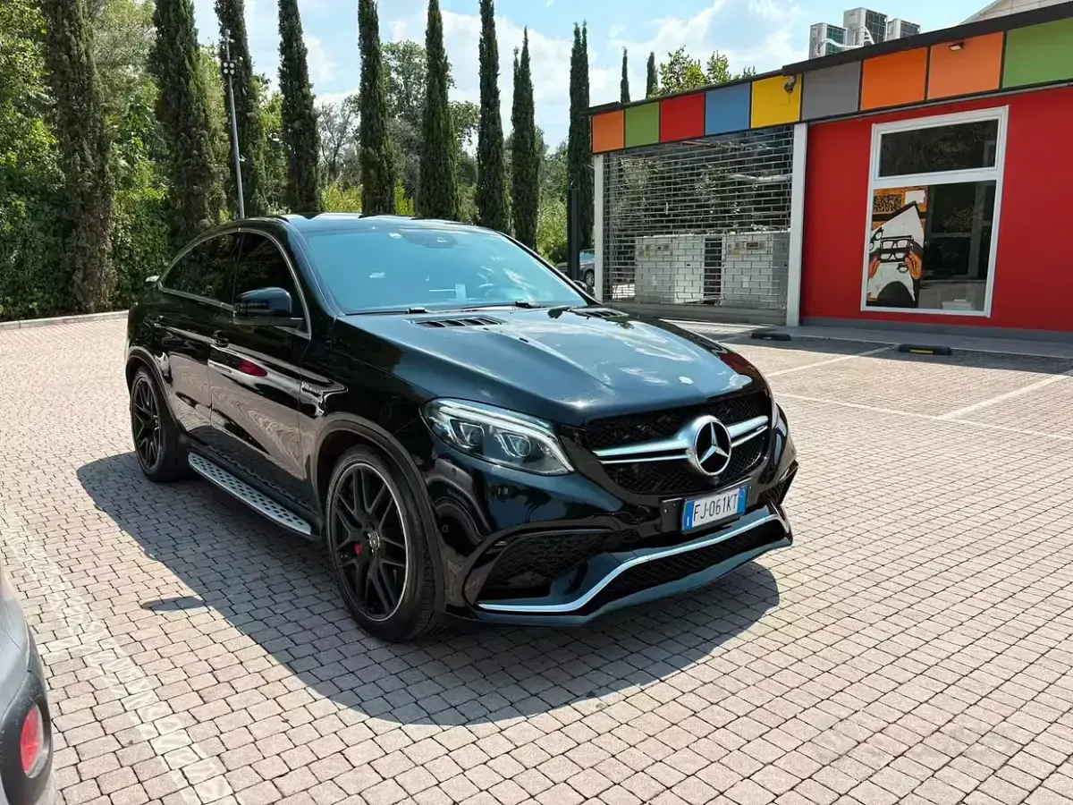 Usata Mercedes S63 AMG AMG 585 CV (430 kW) 2017 Bluazzurro Station wagon
