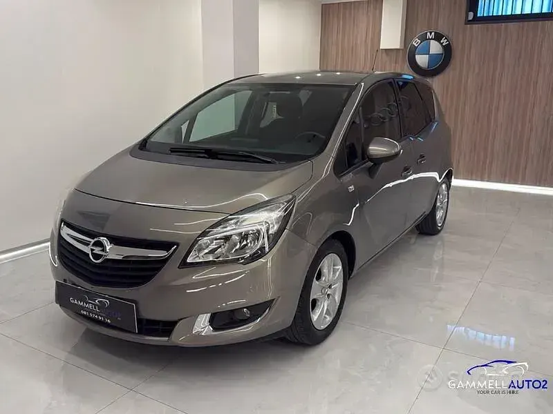 Usata Opel Meriva Cosmo 95 CV (69 kW) 2015 Grigio Monovolume