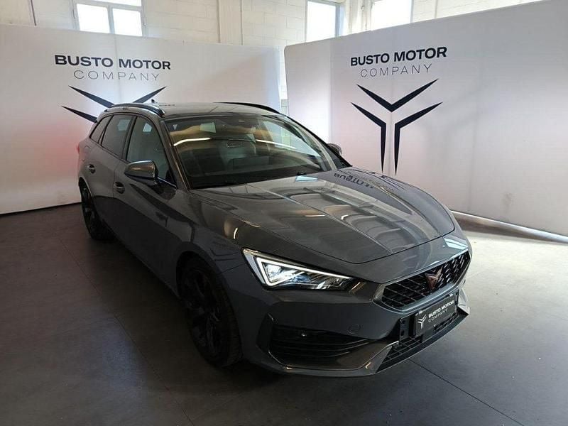 Usata Cupra Leon 150 CV (110 kW) 2023 Grigio / metallizzato Station wagon