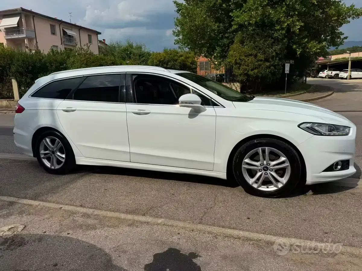 Usata Ford Mondeo ST-Line 210 CV (154 kW) 2016 Bianco Station wagon