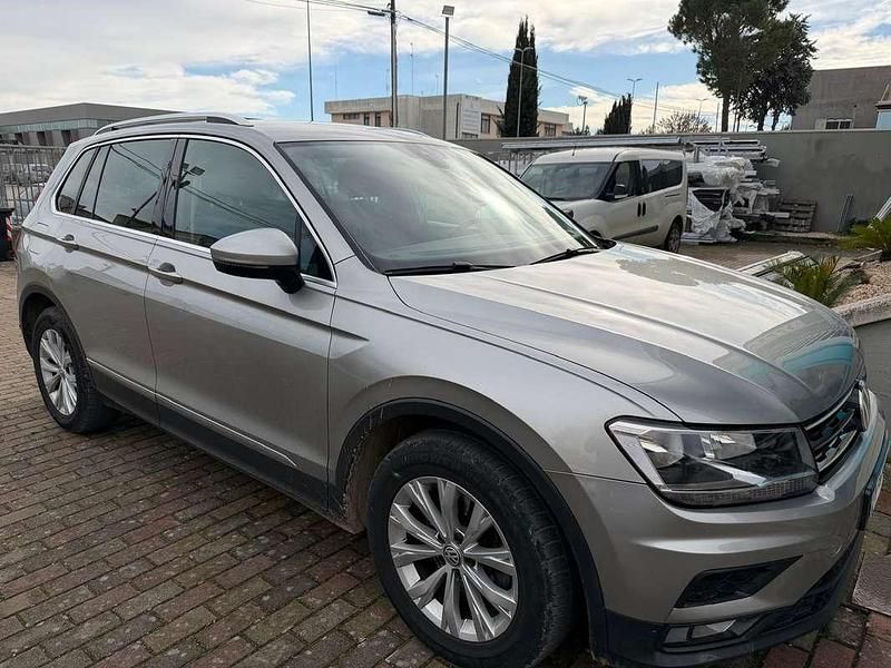 Usata VW Tiguan Style 204 CV (150 kW) 2017 Argento SUV