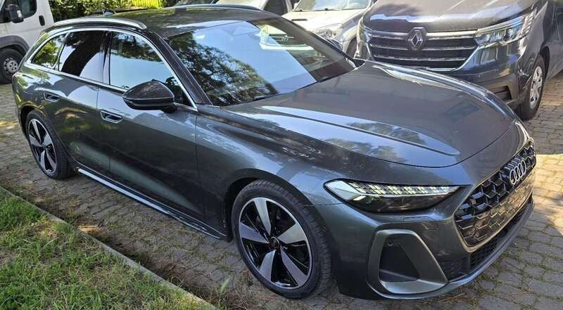 Nuova Audi A5 S-Line 204 CV (150 kW) 2025 Grigio daytona perlato Coupé