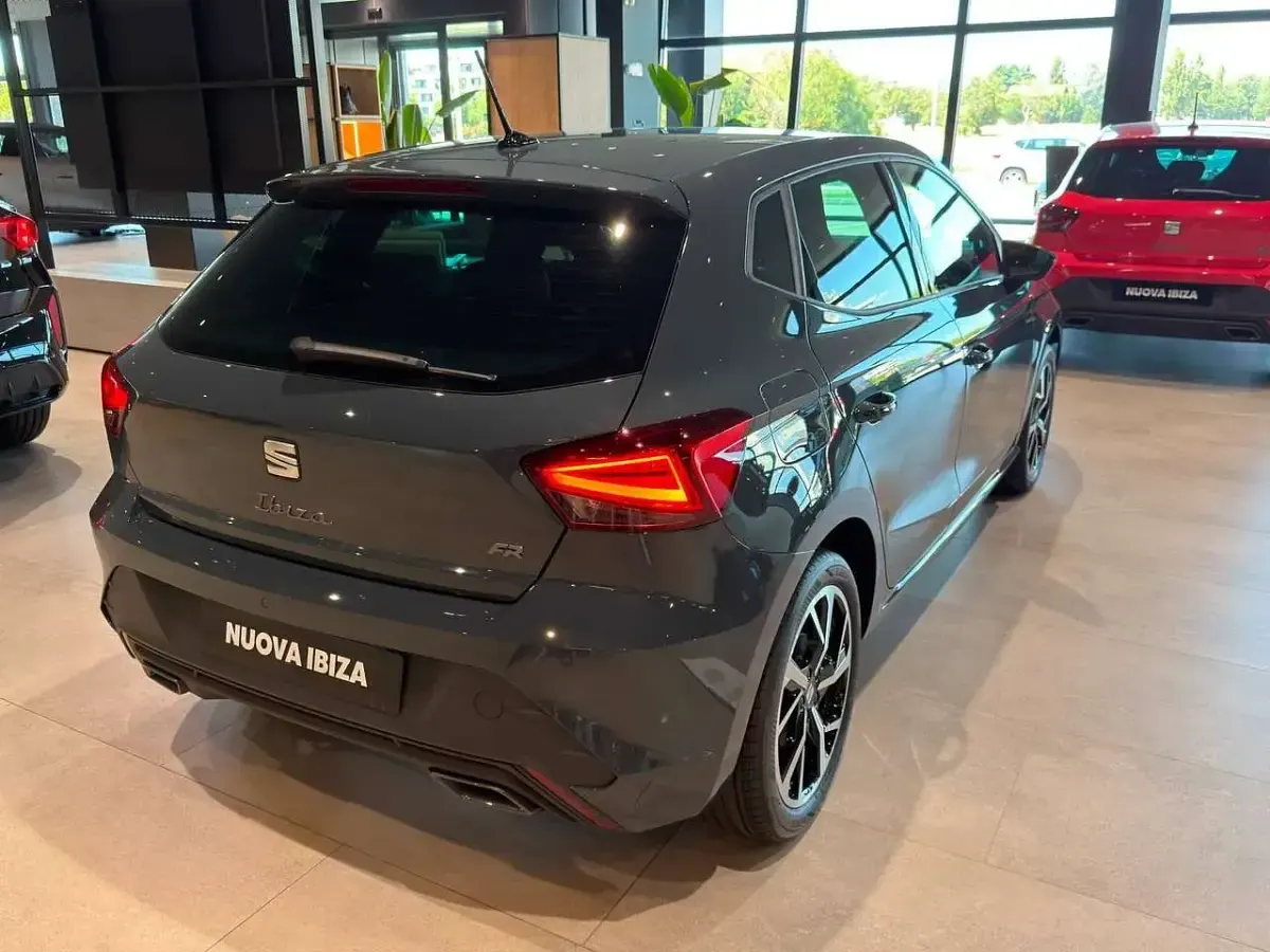 Nuova Seat Ibiza FR 95 CV (69 kW) 2026 Fiord blue Utilitaria