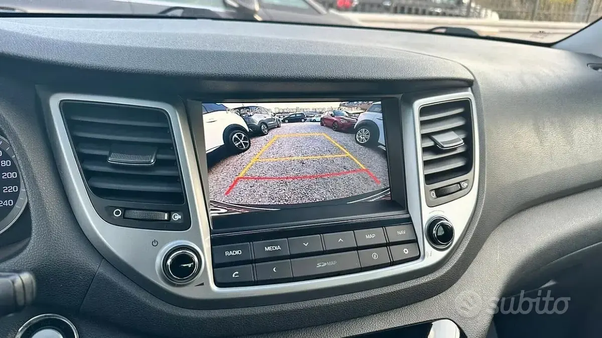 Usata Hyundai Tucson Xpossible 116 CV (85 kW) 2016 Grigio SUV