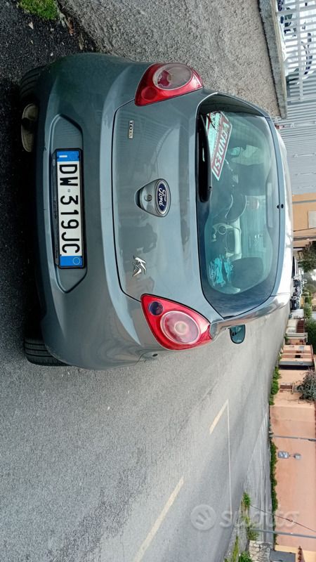 Usata 2009 Ford Ka Due volumi | 2450 € (Super prezzo) - Immagine 1/4