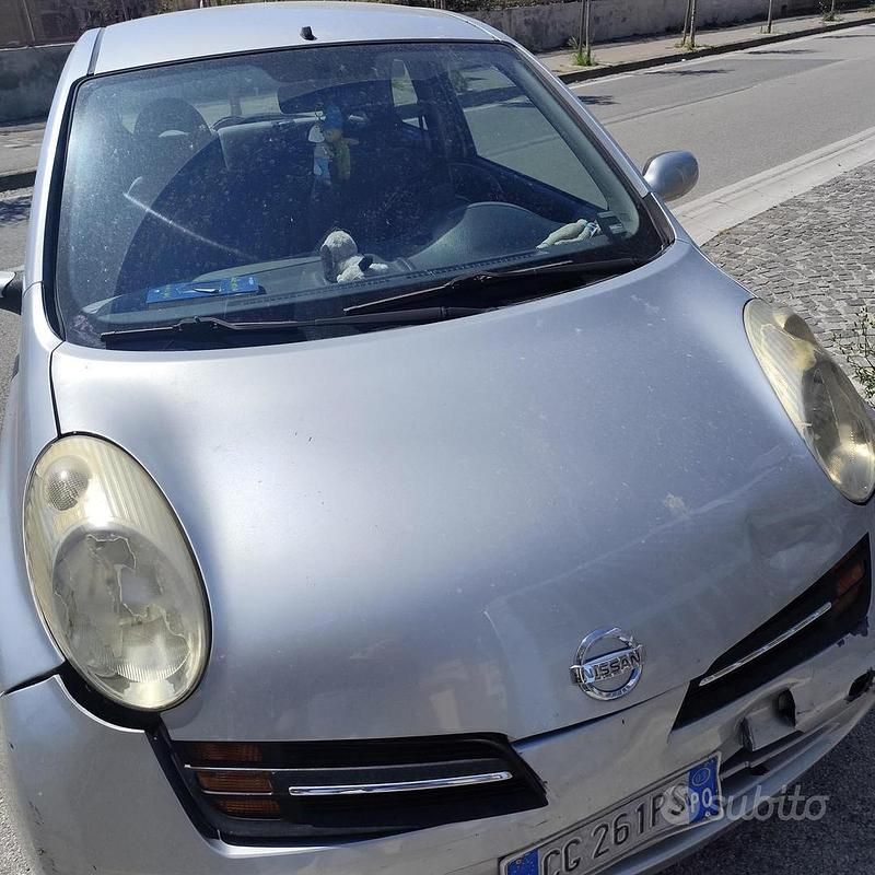 Usata Nissan Micra 65 CV (47 kW) 2003 Grigio Utilitaria
