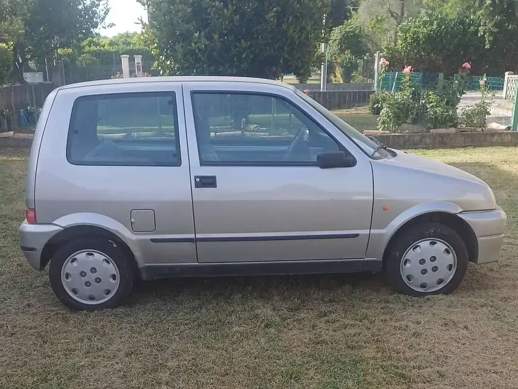 Usata Fiat Cinquecento 39 CV (28 kW) 1998 Argento Utilitaria