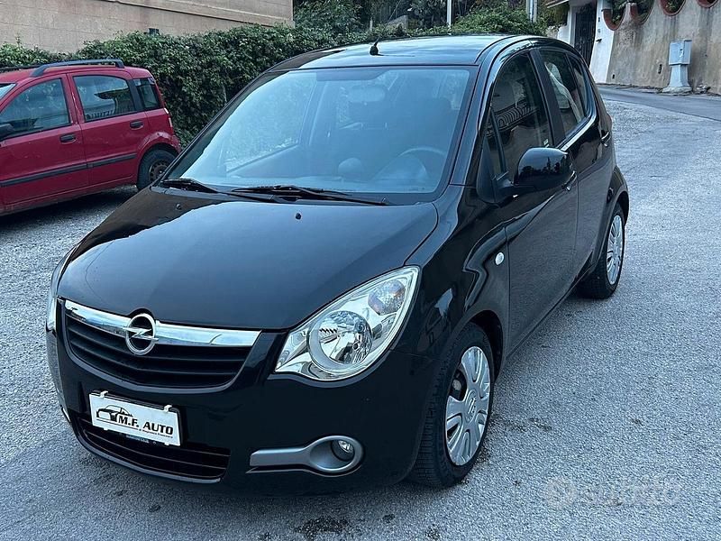 Nero Usata 2009 Opel Agila Enjoy Monovolume | 4300 € (Buon prezzo) - Immagine 1/4