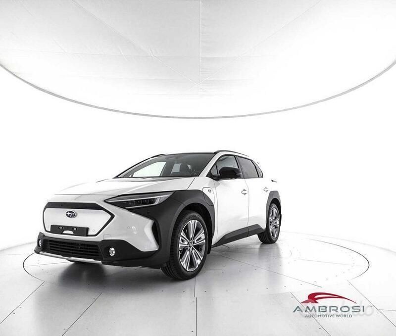 Bianco metallizzato Usata 2023 Subaru Solterra SUV | 42.900 € (Ottimo prezzo) - Immagine 1/4