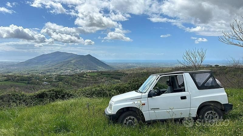 Usata Suzuki Vitara 75 CV (55 kW) 1999 Bianco SUV