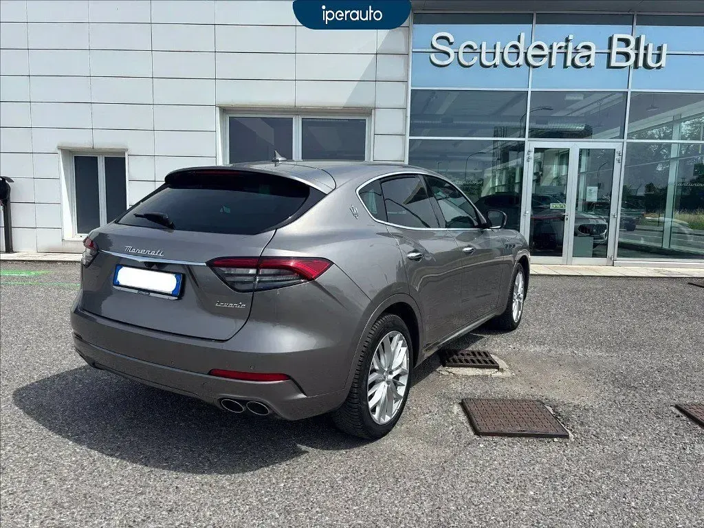Usata Maserati Levante GT 330 CV (242 kW) 2022 Grigio SUV