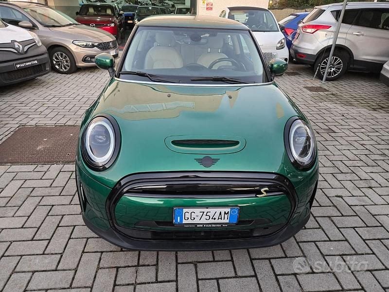 Usata Mini Cooper SE Classic 75 kW (102 CV) 2021 Verde Utilitaria