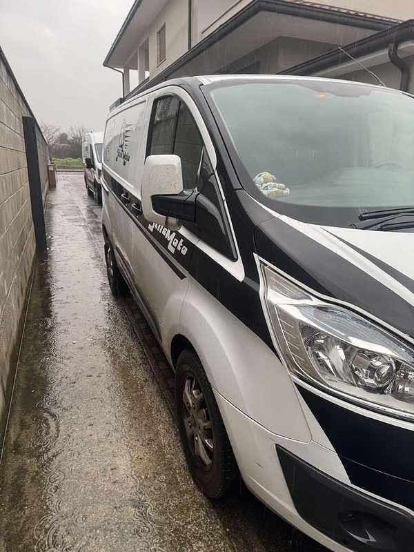 Usata Ford Transit Custom 125 CV (91 kW) 2013