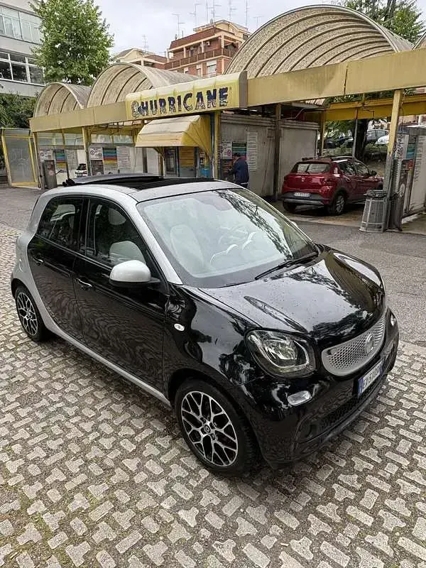 Usata Smart ForFour Passion 71 CV (52 kW) 2014 Nero Utilitaria